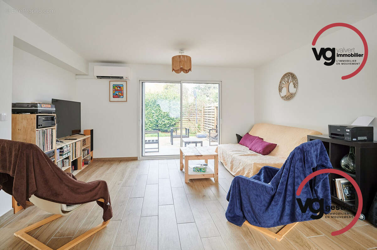 Maison à DECINES-CHARPIEU