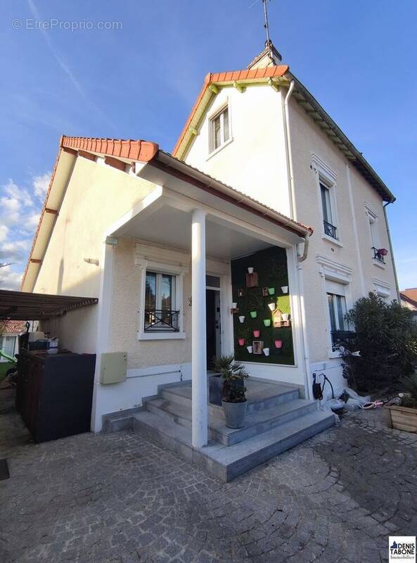 Maison à SAINT-BRICE-SOUS-FORET