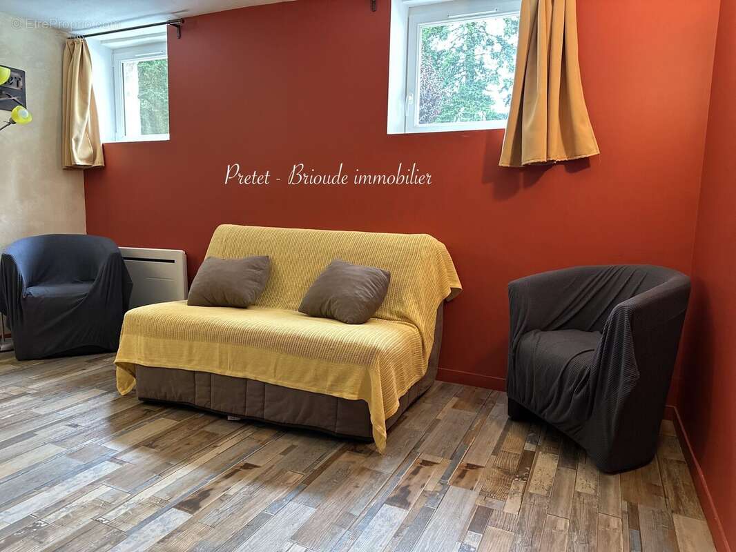 Appartement à LAVEISSIERE