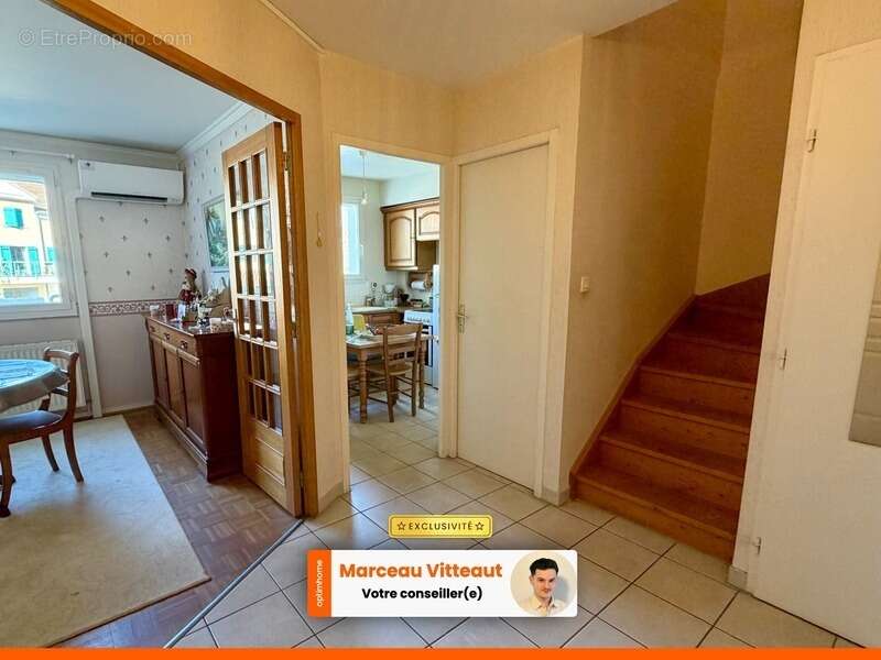 Appartement à CHARNAY-LES-MACON