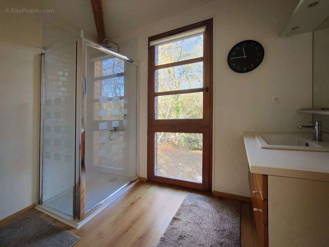 Maison à CABANAC-ET-VILLAGRAINS