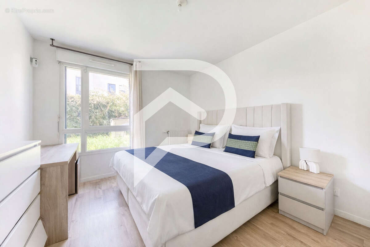Appartement à COLOMBES