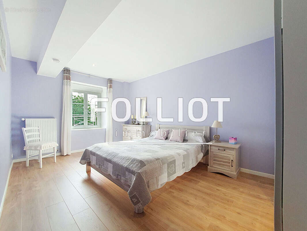 Maison à TROIS-MONTS