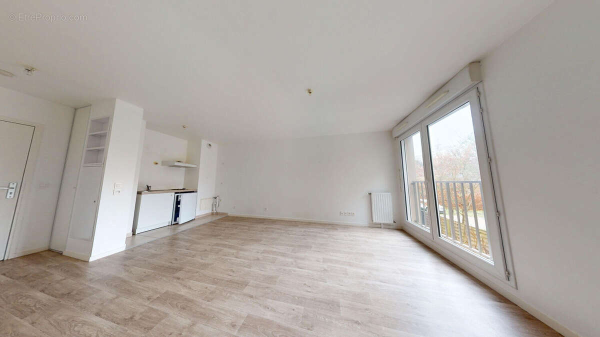 Appartement à POMPONNE