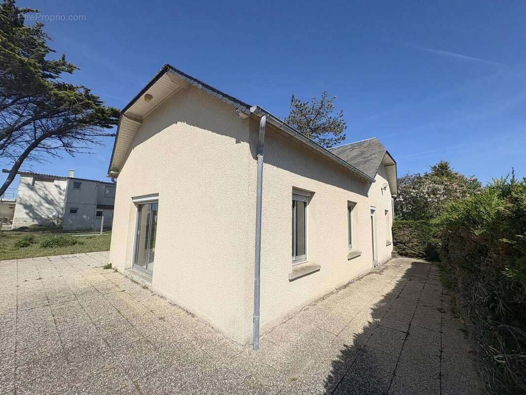 Maison à HAUTEVILLE-SUR-MER
