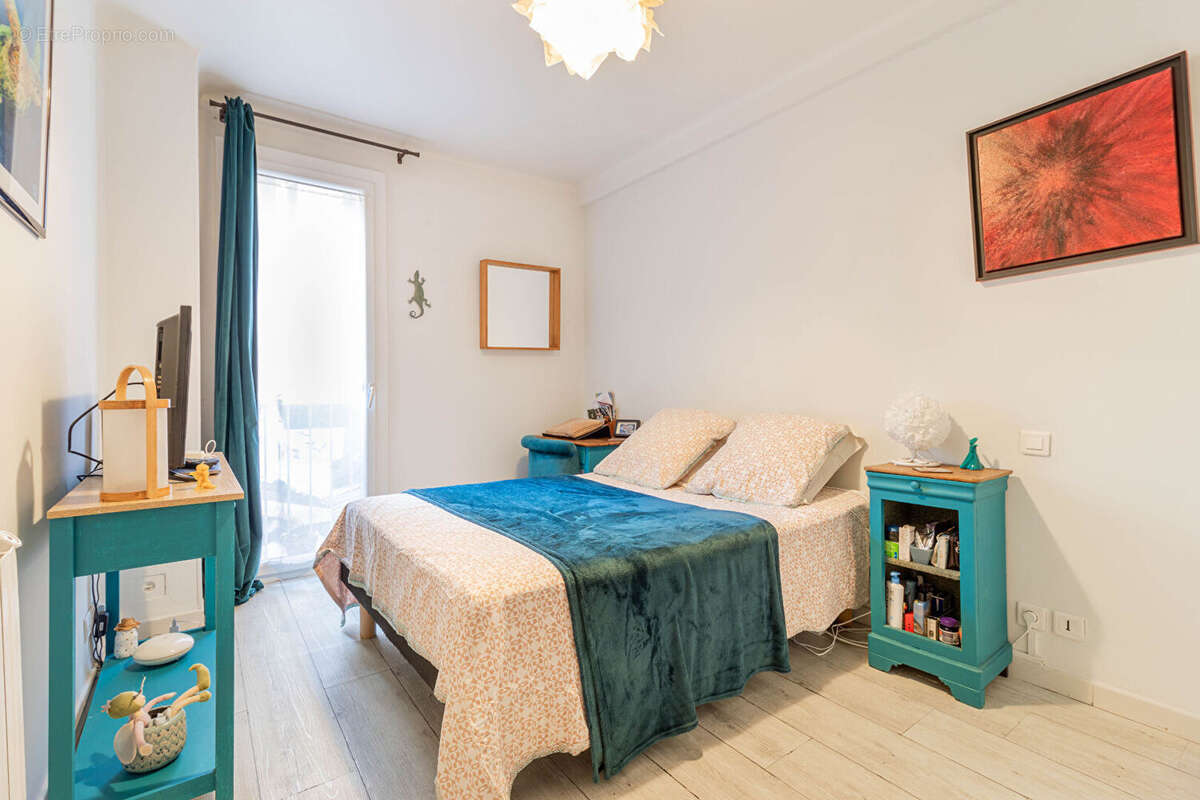 Appartement à MARSEILLE-7E