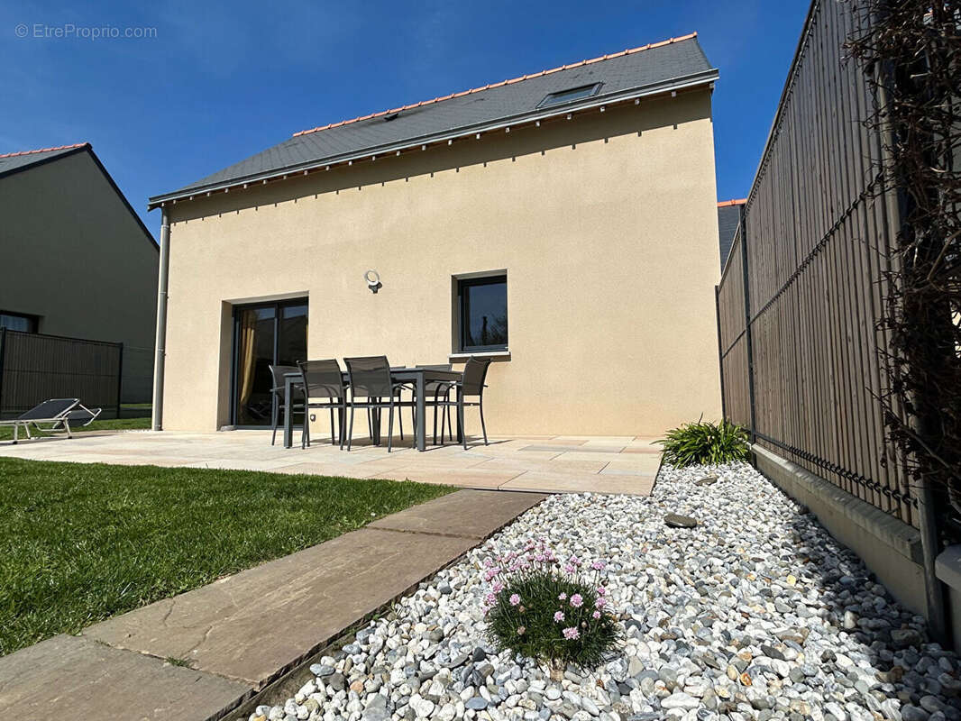 Maison à SAINT-UNIAC