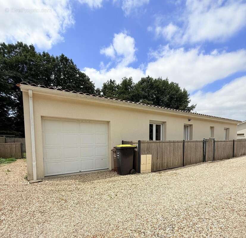 Photo 2 - Maison à SAINT-SULPICE-ET-CAMEYRAC