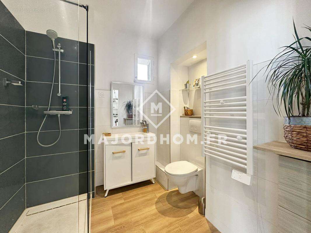 Appartement à MARSEILLE-10E
