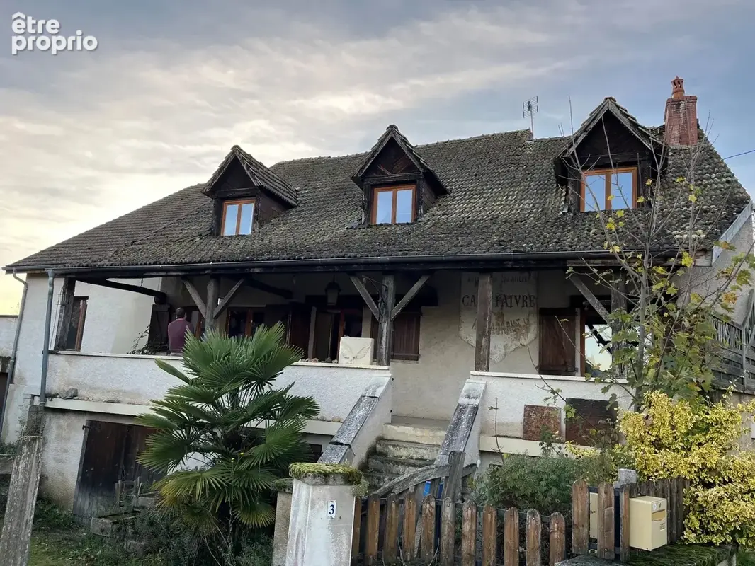 Maison à COLLONGES-LES-BEVY