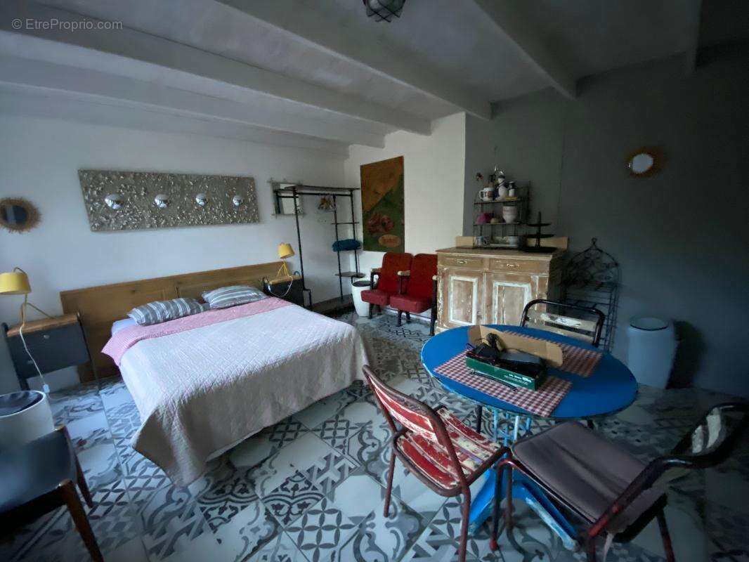 Maison à SAINTE-ALVERE