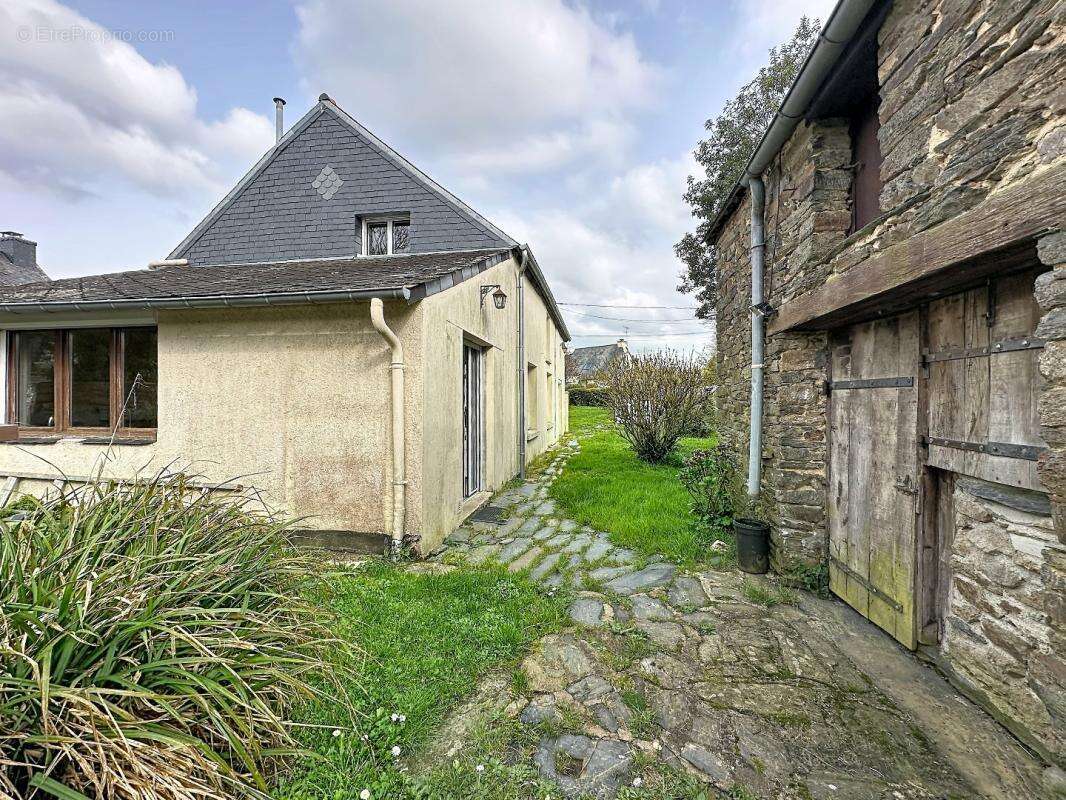 Maison à SAINT-VINCENT-SUR-OUST