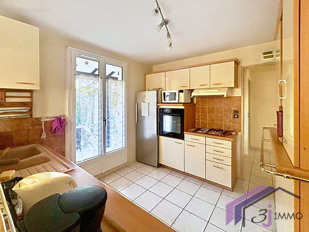 Maison à LAGARDELLE-SUR-LEZE