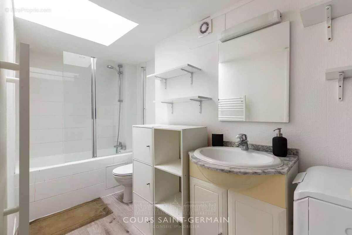 Appartement à PARIS-6E