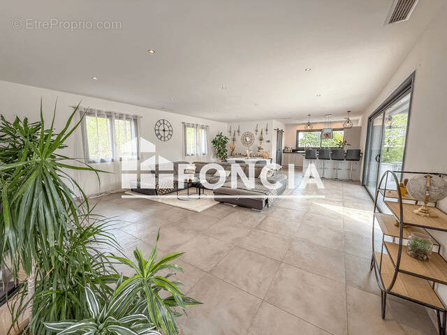 Maison à SAINT-HIPPOLYTE-DU-FORT