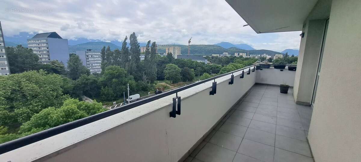 Appartement à ECHIROLLES