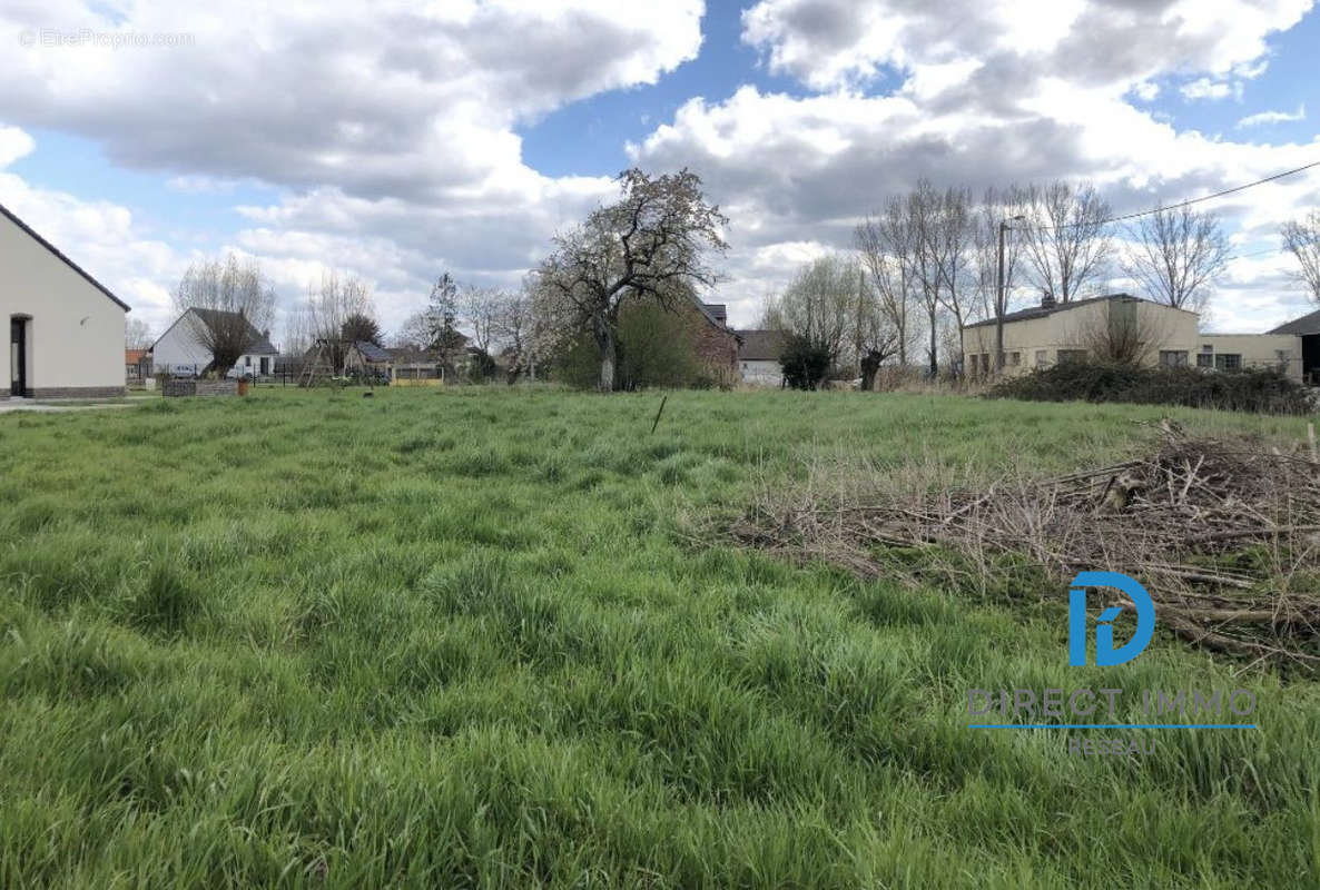 Terrain à BUSNES