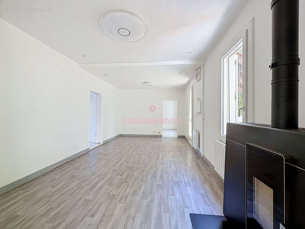 Maison 86 m² à Bergerac  - photo 4