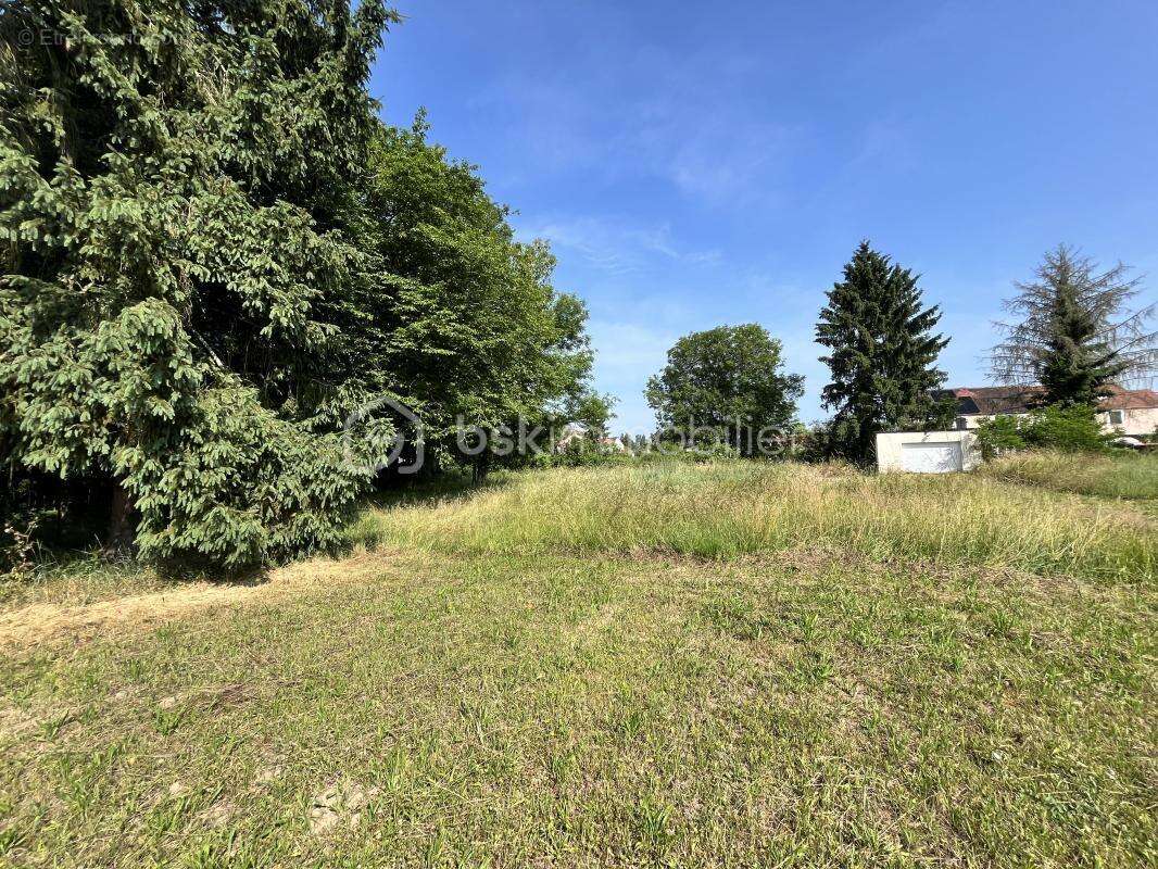 Maison à LA CHAPELLE-MONTLINARD