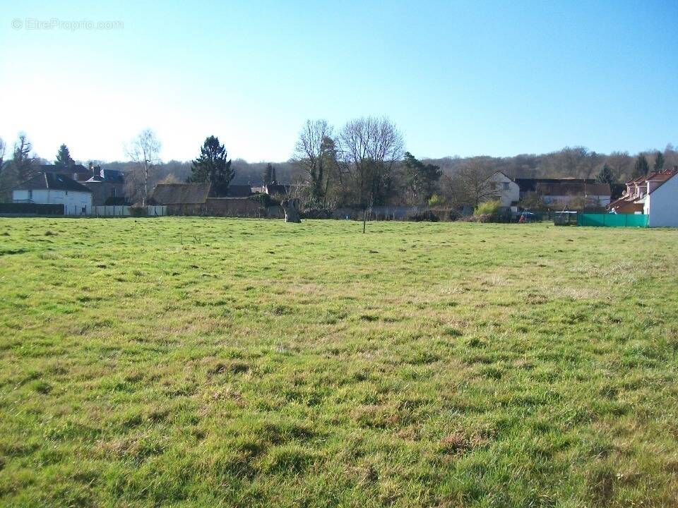 Terrain à CORBEIL-CERF
