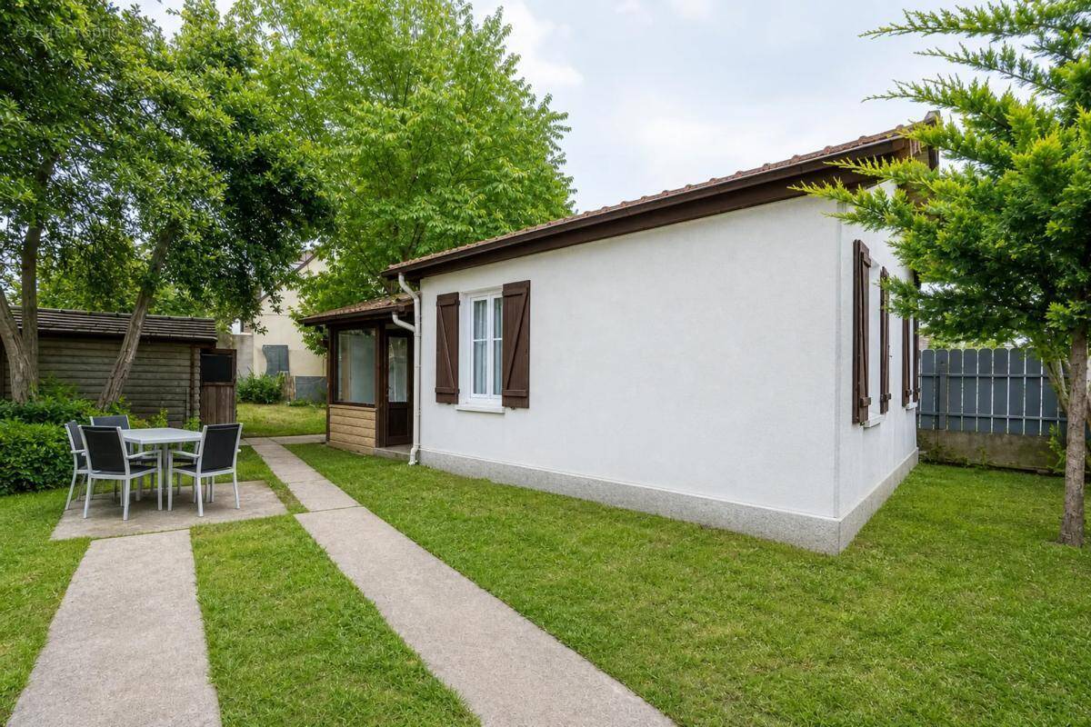 Maison à AULNAY-SOUS-BOIS
