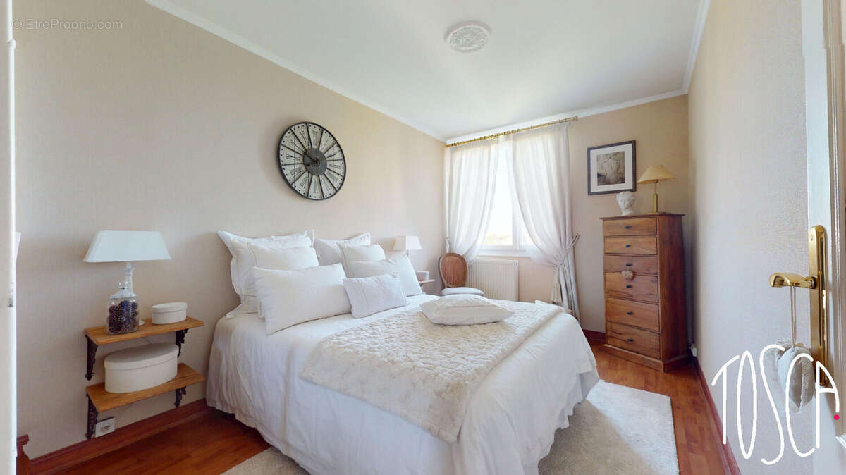 Appartement à THIAIS