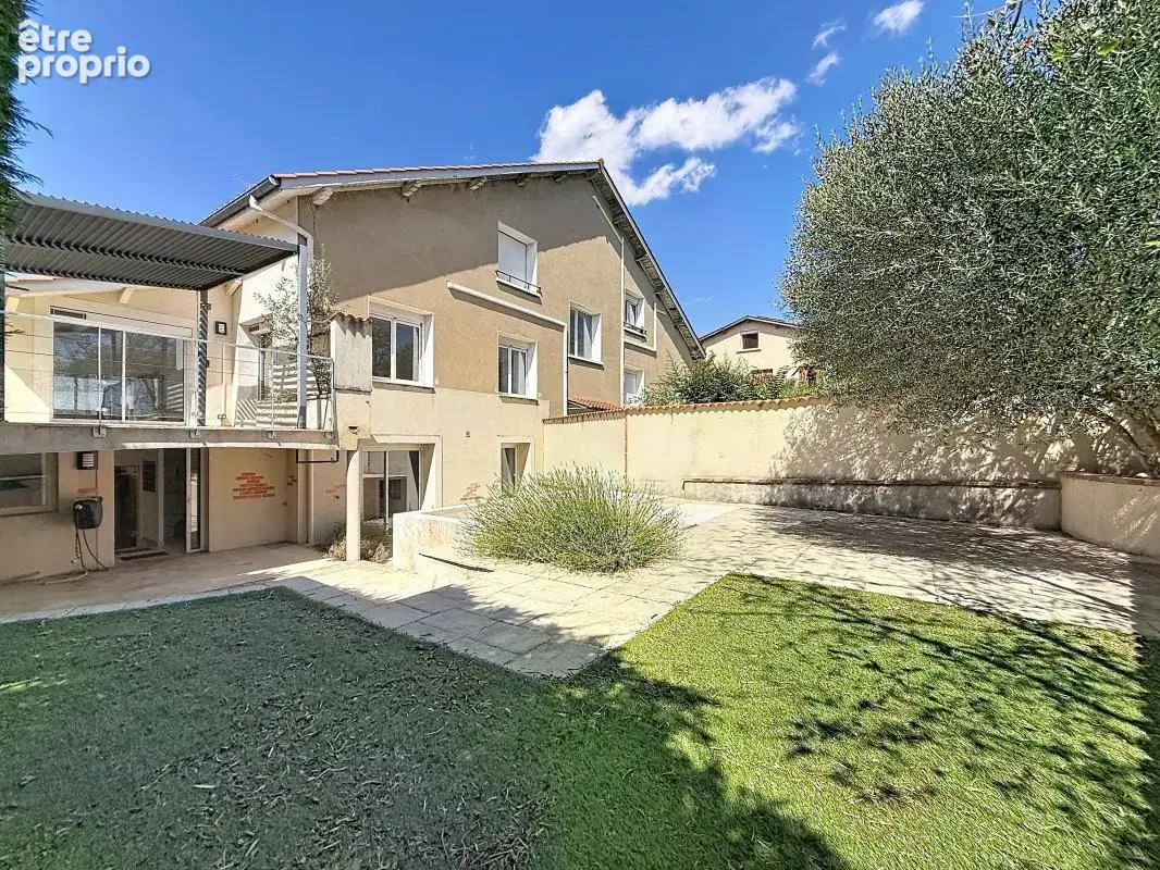 Maison - 3 Chambres - Buanderie - Garage - Terrasse - Pergola - Piscine - Jardin - photo 29