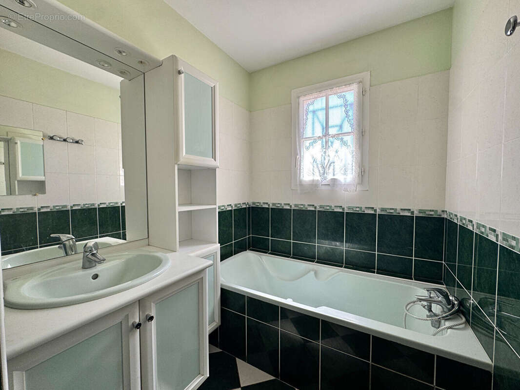 Maison 113m² à surgères - photo 11