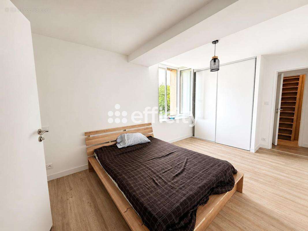 Maison à JANZE
