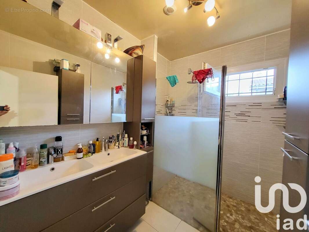 Photo 5 - Maison à THURE