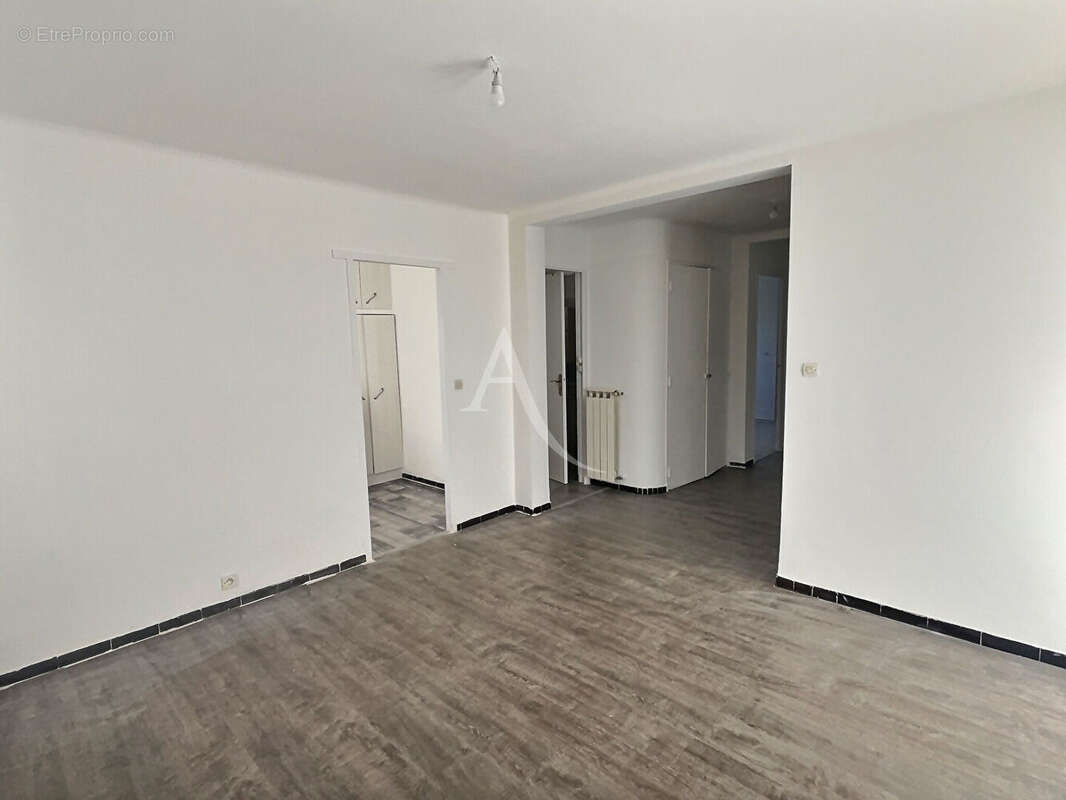 Appartement à MARSEILLE-12E