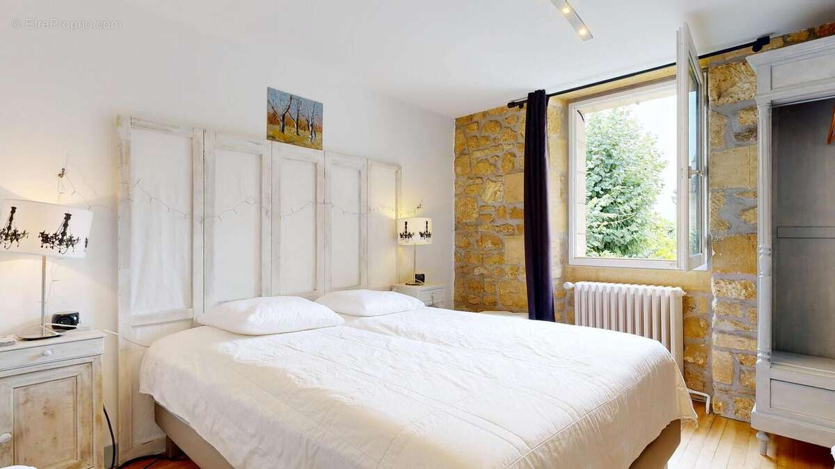 Au cœur de la bastide, une propriété rare et pleine de caractère - photo 14