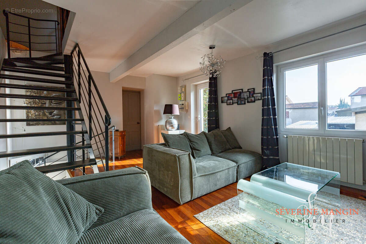 Maison à ROMANS-SUR-ISERE