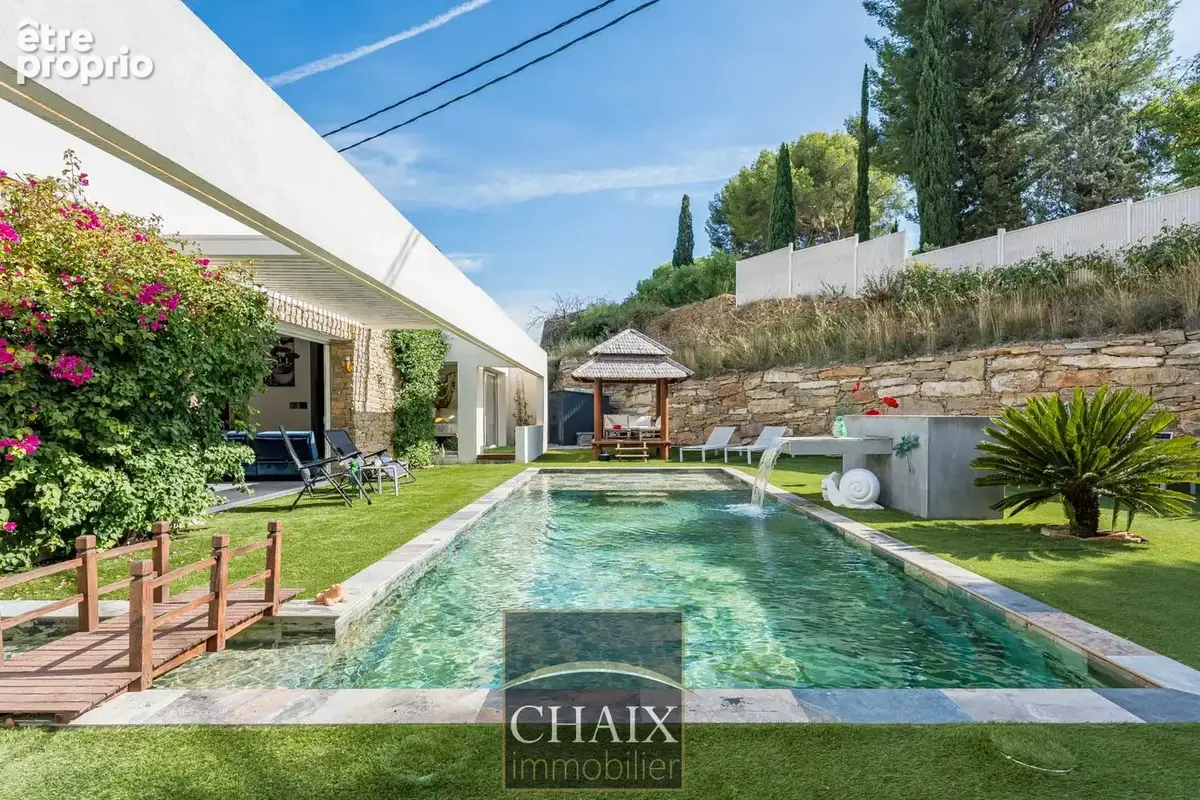 13600 LA CIOTAT - Villa contemporaine haut de gamme avecaccès plage privée - photo 17