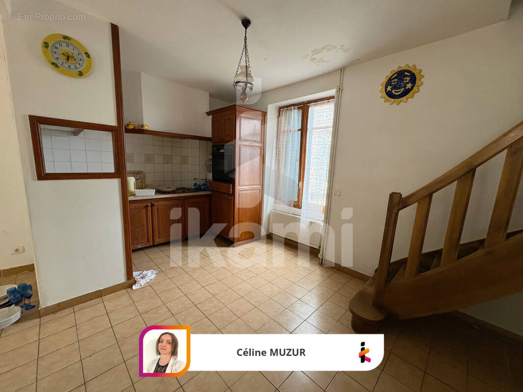 Maison à LE CHALON
