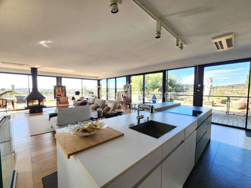 À Pézenas, superbe villa d'architecte - photo 9