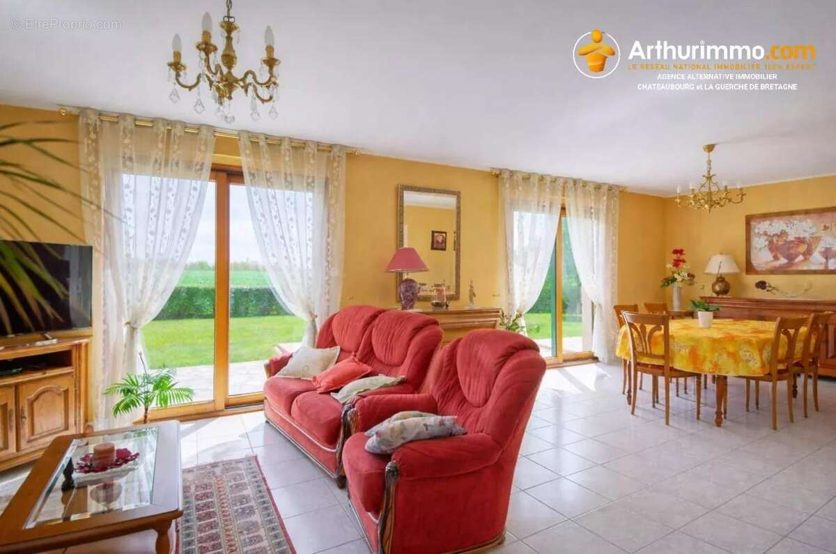 Maison à ETRELLES