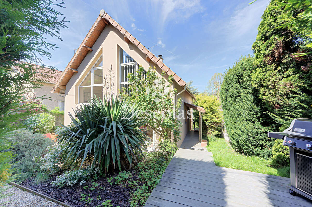 Maison à LE PECQ