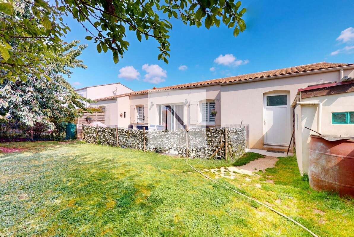 Maison à SAINT-VIVIEN