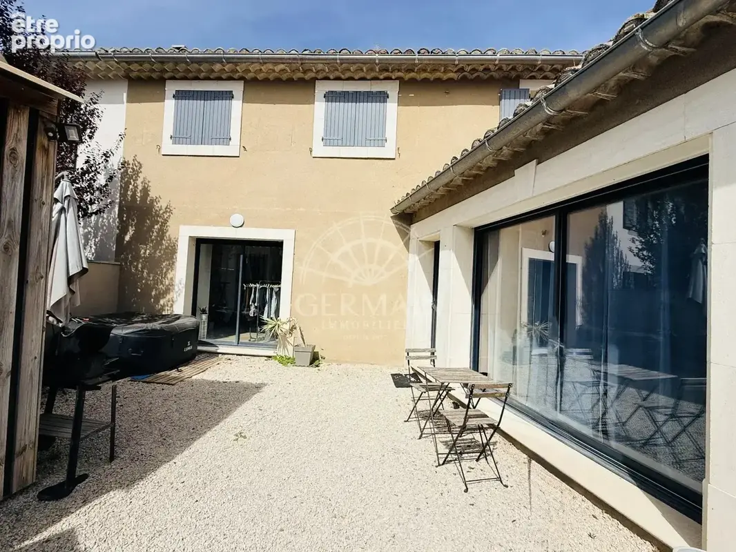 L’Isle-sur-la-Sorgue, à vendre, maison de 115 m² en bord de Sorgue sur un terrain de 451 m². - photo 3