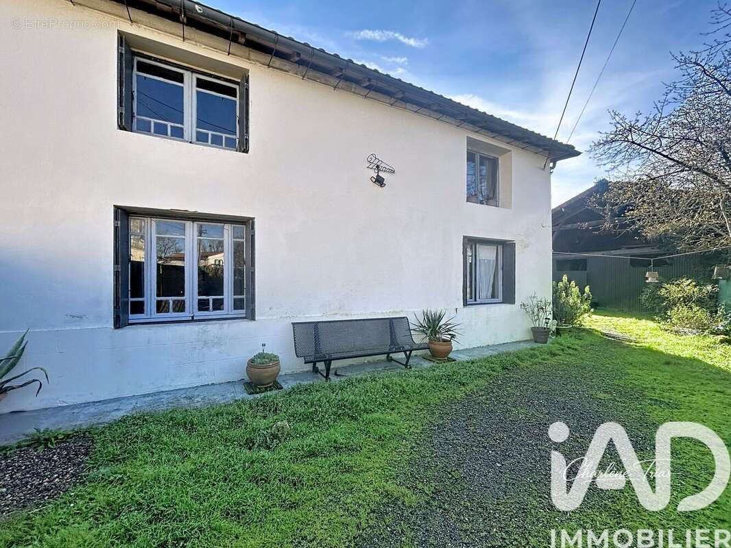 Photo 2 - Maison à GENISSAC