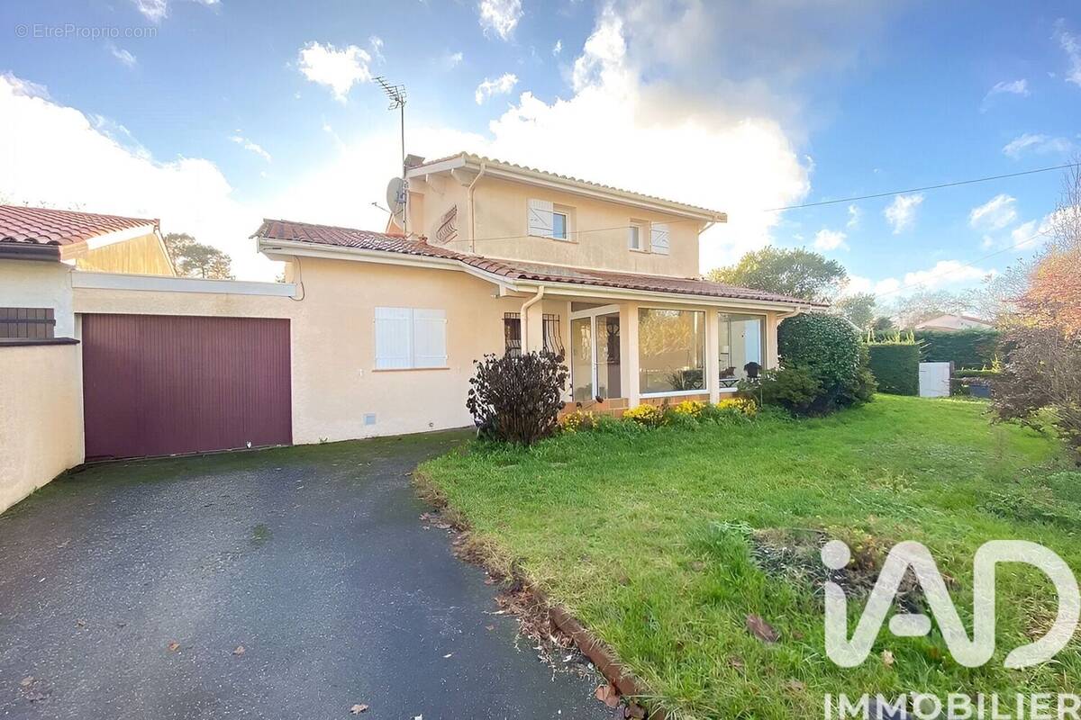 Photo 1 - Maison à PESSAC