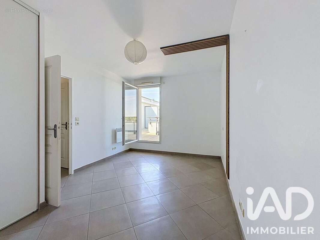 Photo 5 - Appartement à AVRILLE