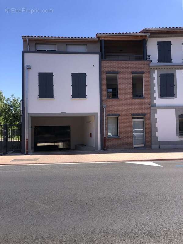 Parking à TOURNEFEUILLE