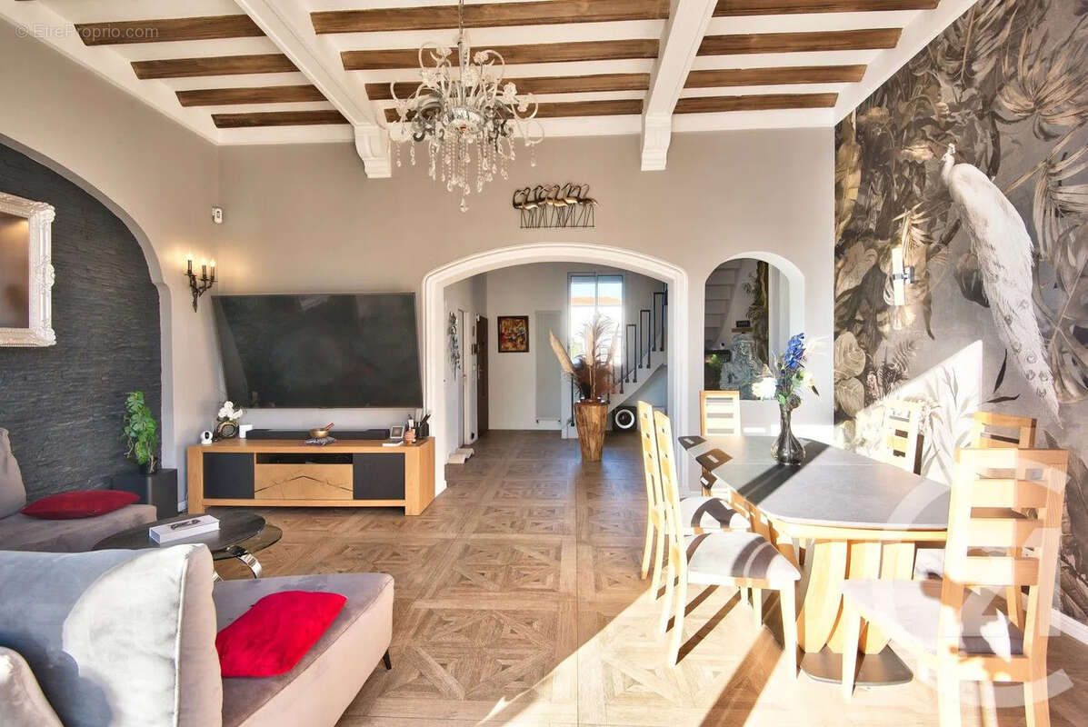 Maison à CAGNES-SUR-MER