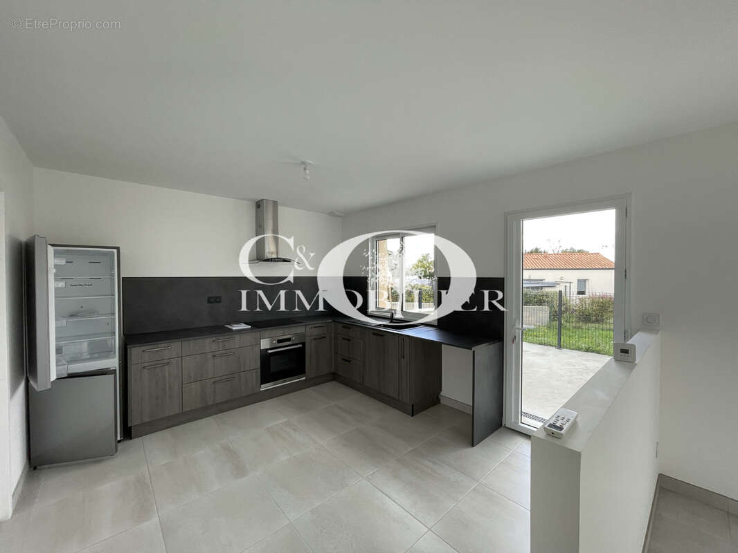 Maison à LEGE