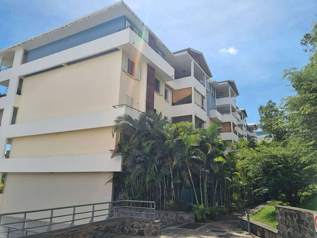 Appartement à SAINT-DENIS