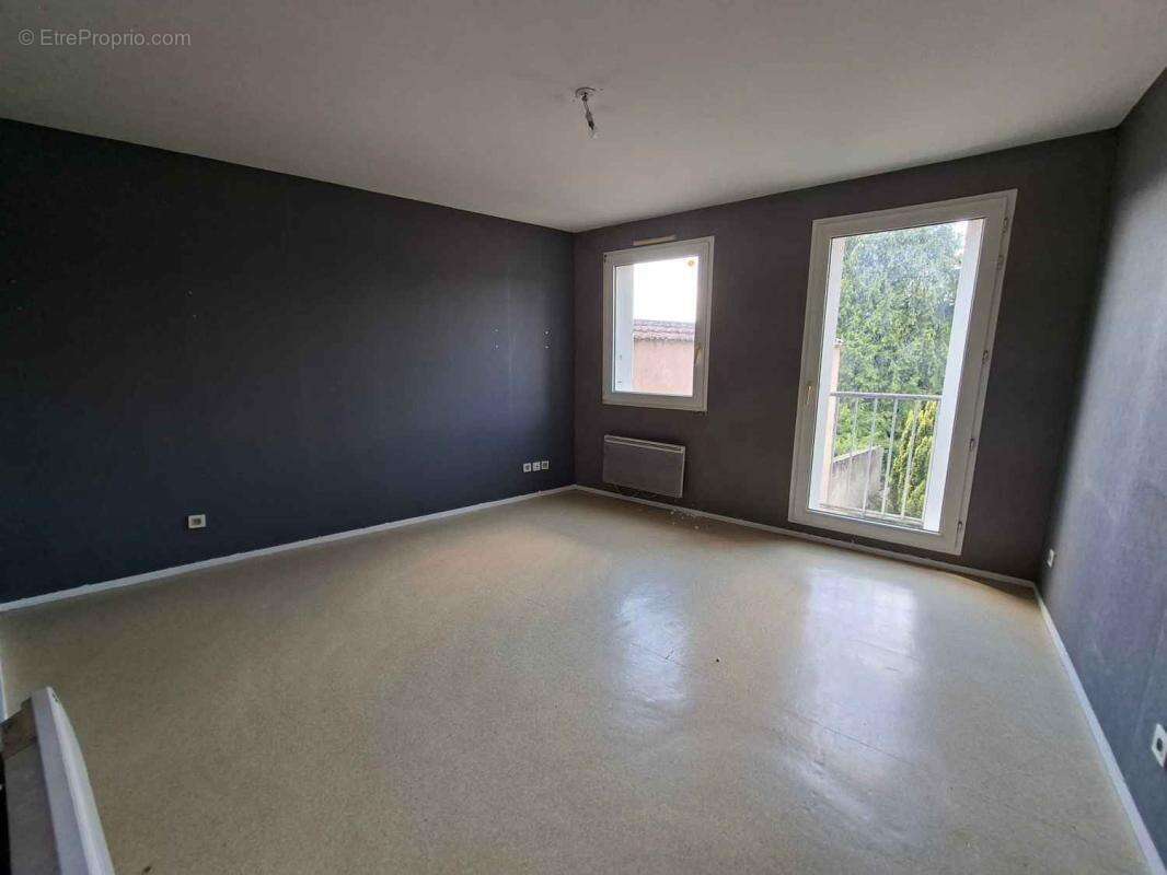 Appartement à VITTEAUX