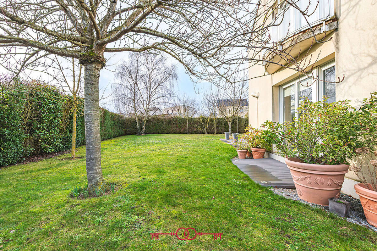 Maison Gueux 7 pièces, 5 chambres, sous sol et garage - photo 8