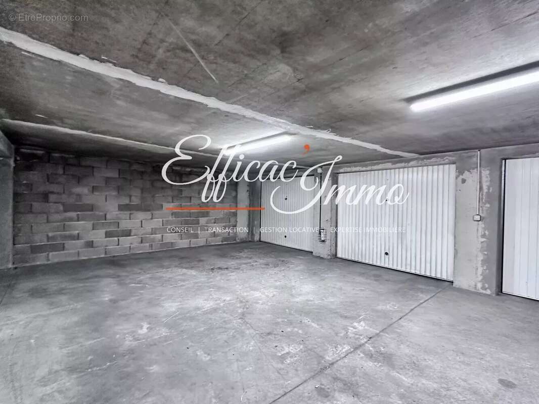 Garage en sous-sol - photo 4
